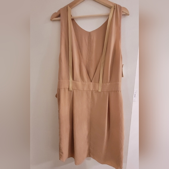 Wilfred Dress - Picture 6 of 8